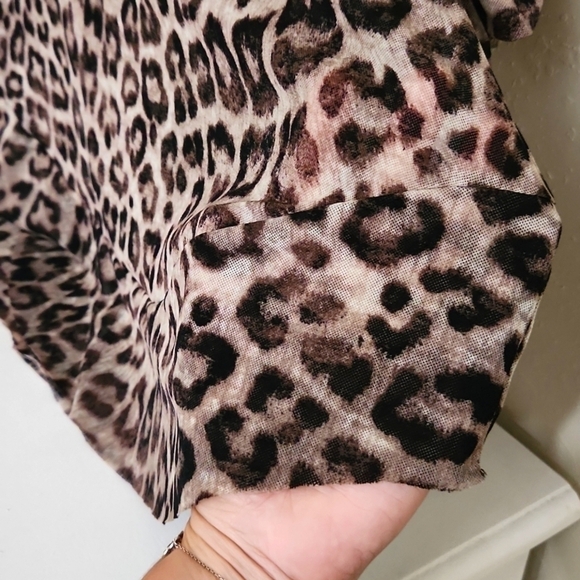 Chicos Leopard print sheer Top Tunic waterfall hem Career Contemporary - Picture 7 of 12